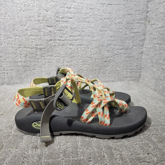 Chaco ZX/2 Women's Size US 7 Classic Prism Yellow Sport Adjustable Sandals.  NEW - Picture 1 of 12